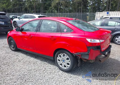 2012 Ford Focus Se z USA, uszkodzony, nr VIN 1FAHP3F23CL196937